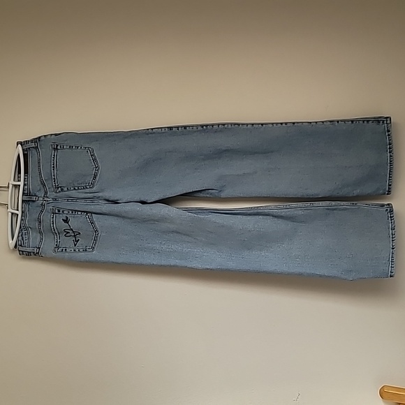 Hollister Ultra High Rise Embroidered Dad Jeans Size 1R/25 Women's Juniors - Picture 6 of 16